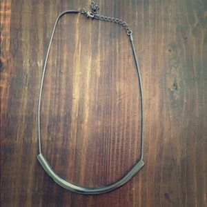 Edgy chrome colored necklace